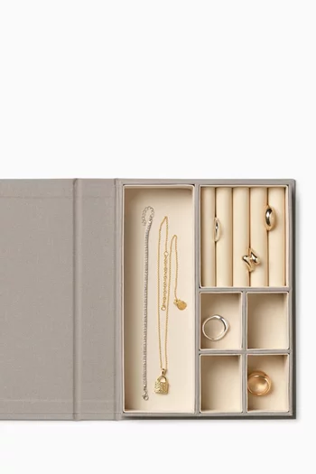 صندوق مجوهرات بشعار La Maison Bijoux