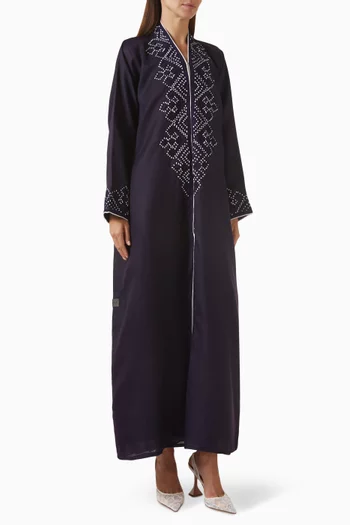 عباية كتان مطرزة