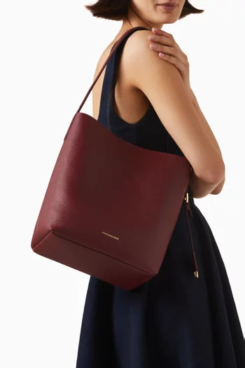 Small Soft Bucket Bag in Leather