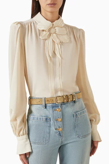 Rockstud Belt in Suede