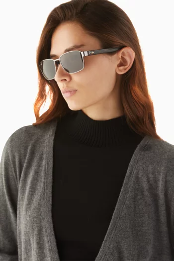Square Frame Sunglasses in Polished Metal