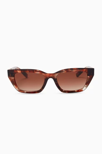 Cat-eye Sunglasses in Acetate