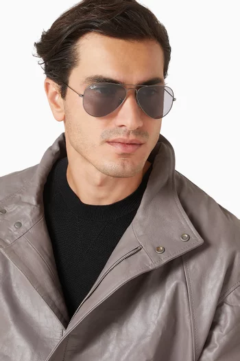 Classic Aviator Sunglasses in Metal