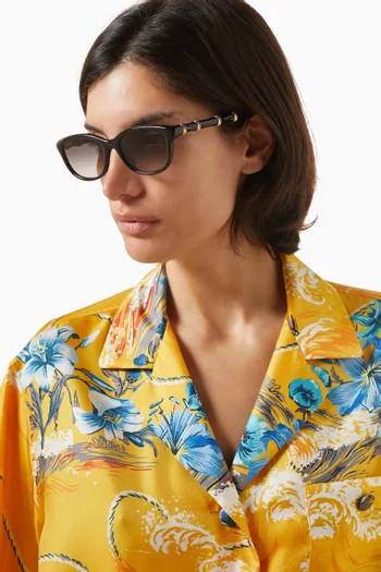 Cat-eye Sunglasses in Acetate