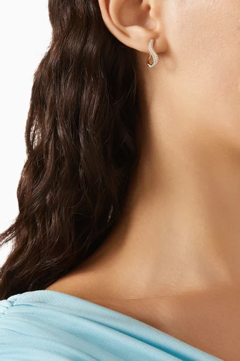 Wavy Pave Diamond Single Hoop Earring in 14kt Gold