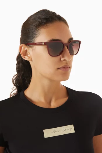 Cat-eye Sunglasses in Acetate