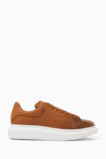 Oversized Sneakers in Suede