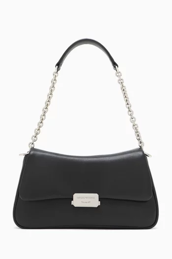 Metal Chain Baguette Shoulder Bag in Leather