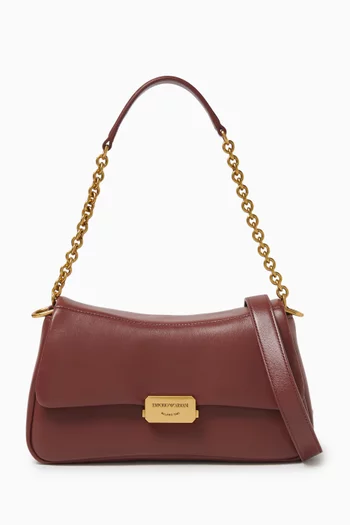 Metal Chain Baguette Shoulder Bag in Leather