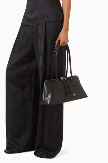 Logo Shoulder Bag in Leather