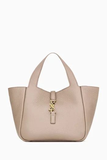 Le 5 À 7 Baby Bea Bag in Grained Leather