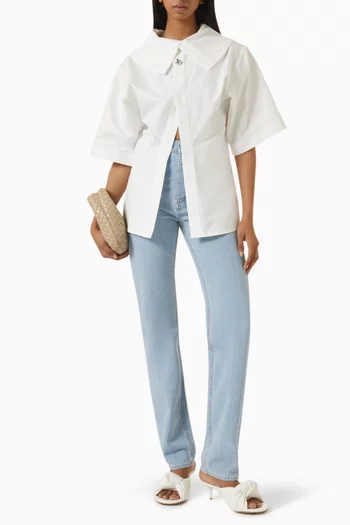 Straight Jeans in Light Chambray
