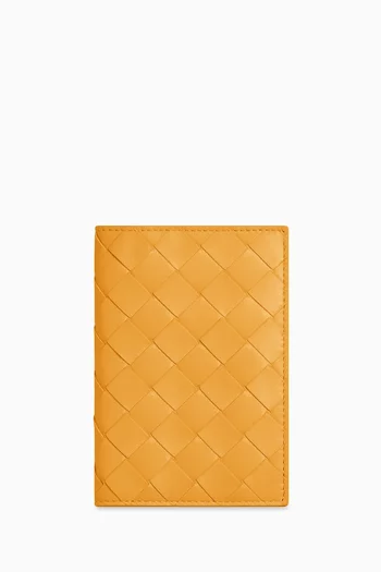 Passport Case in Intrecciato Leather