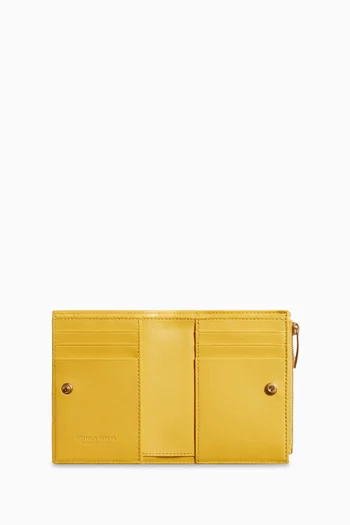 Small Bi-fold Wallet in Intrecciato Leather