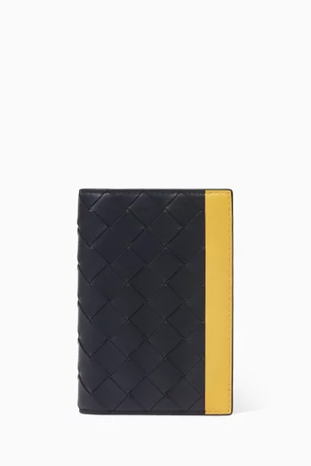 Passport Case in Intrecciato Leather