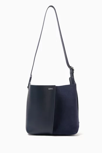 Medium Bilbao Bucket Bag in Leather
