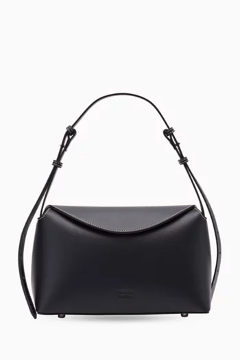 Hudson Shoulder Bag in Leather