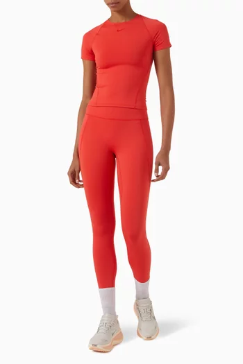 Universa Dri-FIT Top