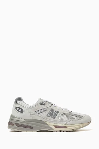 Made in UK 991 Sneakers in Suede & Mesh