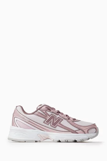 Unisex 740 Low-top Sneakers in Mesh