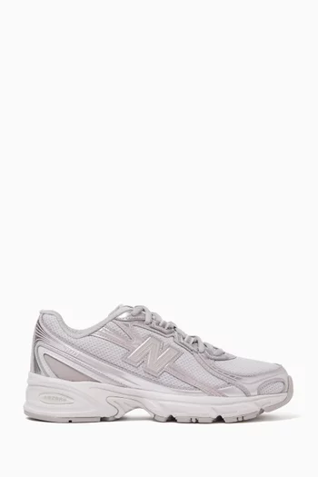 Unisex 740 Low-top Sneakers in Mesh