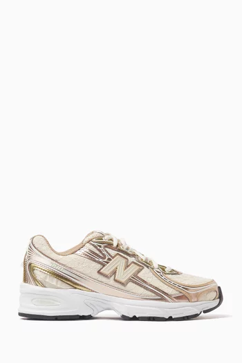 740 Sneakers in Lace