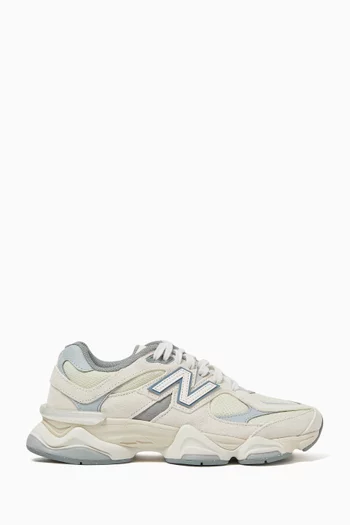 9060 Sneakers in Mesh