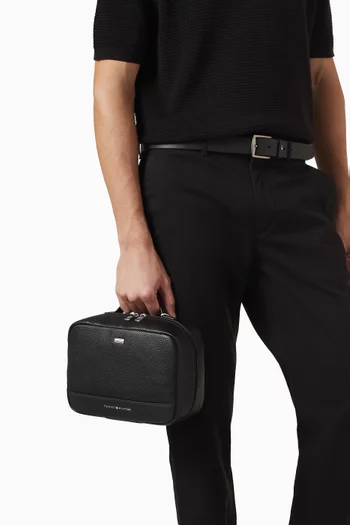 TH Central Travel Washbag