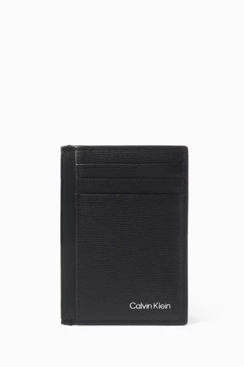 Refined Card Holder in Leather