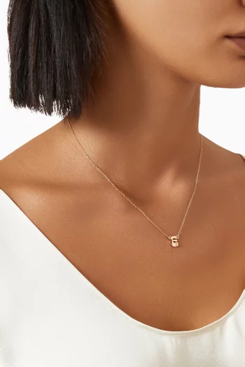 Mini Stellar Letter E Necklace in 14kt Gold