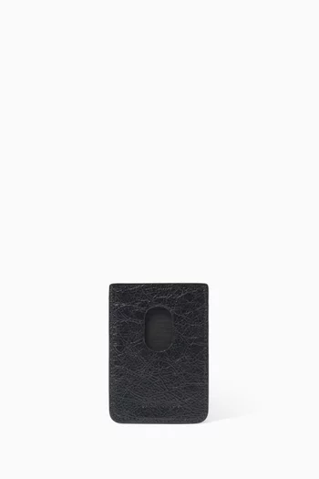 Le City Magnet Card Holder in Arena Lambskin