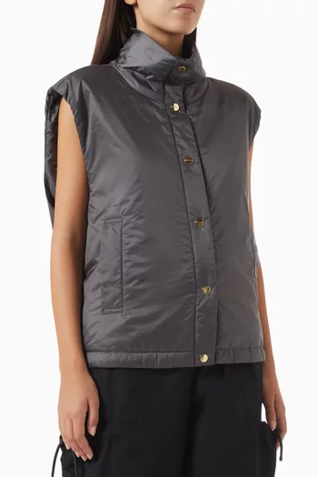 Padded Down Gilet in Water-repellent Canvas