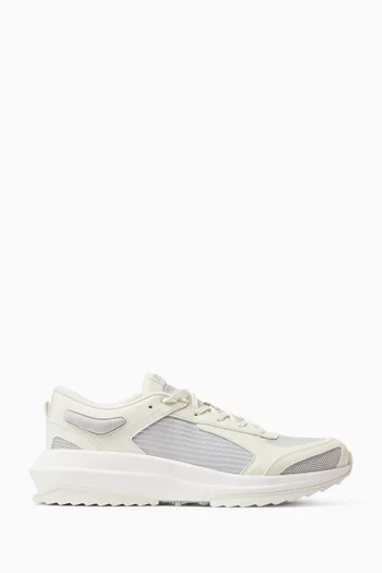 Jogger Sneakers in Mesh & Suede