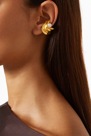 Gravity Pearl Ear Cuff in 12kt Gold-plated Brass