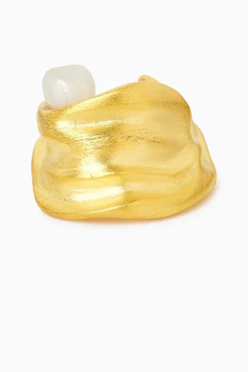 Gravity Pearl Ear Cuff in 12kt Gold-plated Brass