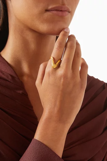 Drape Band Ring in 21kt Gold-plated Brass