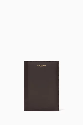 Logo Passport Case in Leather