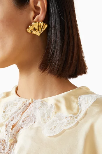 Shell Earrings in Gold-tone Brass