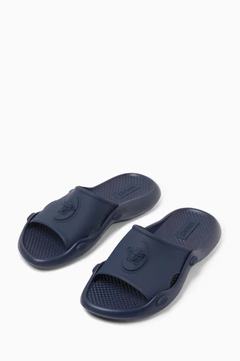 Medusa Slides in Rubber