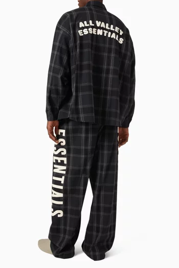 Button-up Shirt in Flannel