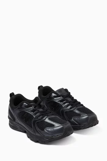 530 Sneakers in Mesh