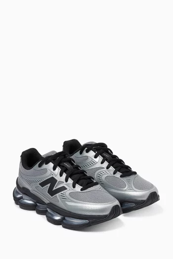 2000 Sneakers in Mesh