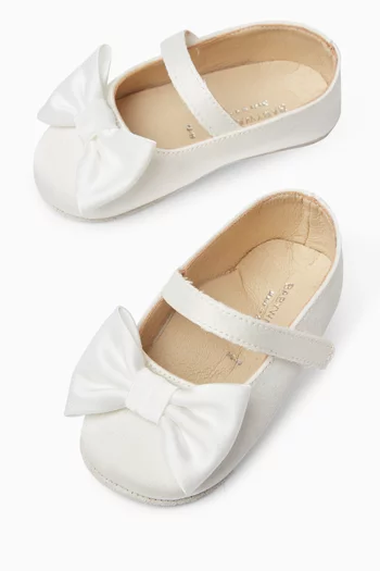 Bow Ballerina Flats in Satin
