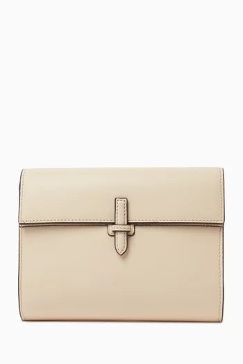 The Small Soft Clutch in Leather
