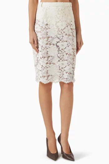 Pencil Skirt in Velvet Lace