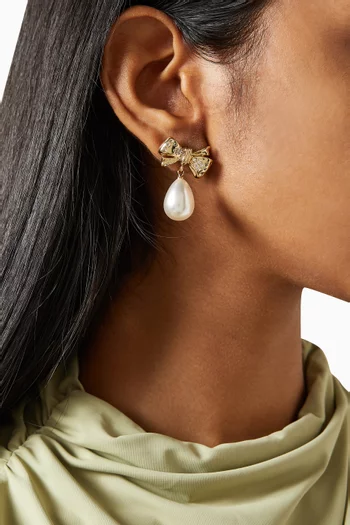 Bow Pearl Earrings in 18kt Gold-plated Metal