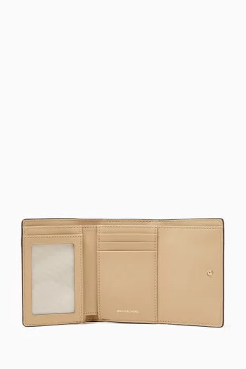 Byrant Trifold Wallet in Leather