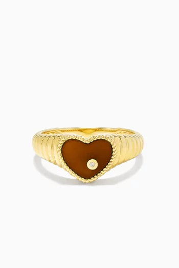 Baby Chevaliere Coeur Berlingot Agate Rouge Ring in 9kt Yellow Gold