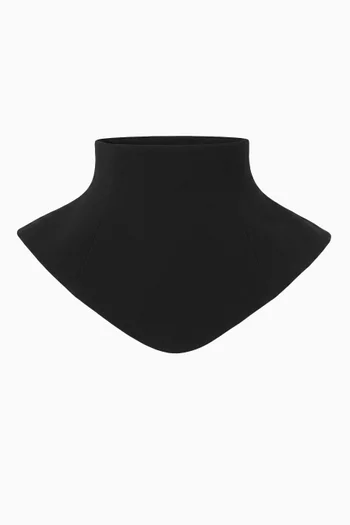 Asymmetric Basque