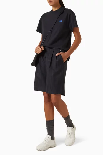 Tailored Shorts in Wool Blend